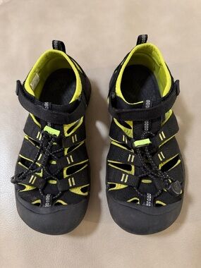 Keen Big Kids Newport H2 Sandals